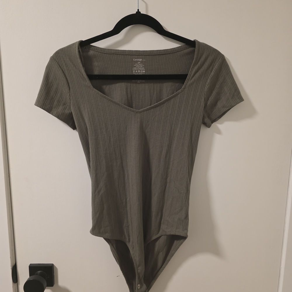 George Ribbed Short Sleeve Bodysuit in Olive